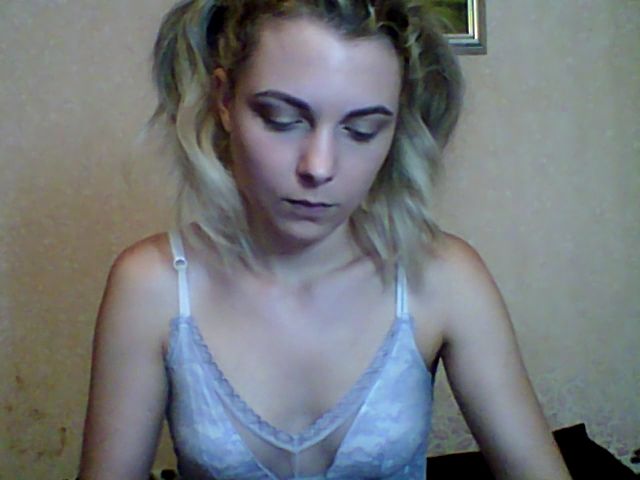 Live sex webcam photo for BreeAngel #257490196