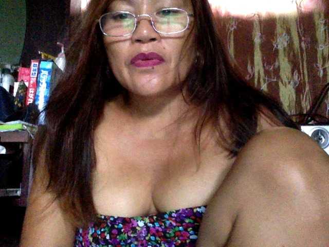 Live sex webcam photo for classygirl #245332084