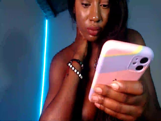 Live sex webcam photo for taylor_ebony #256197055