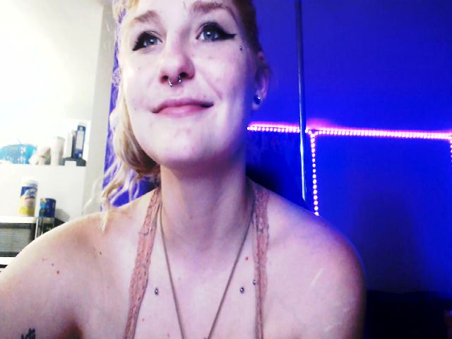 Live sex webcam photo for Whorde #263151954