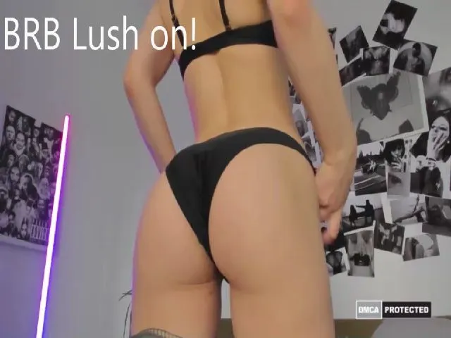 Live sex webcam photo for SpicyTrouble #255931177