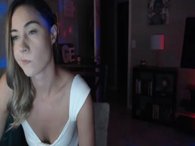 Live sex webcam photo for OhYesCeleste #254738302