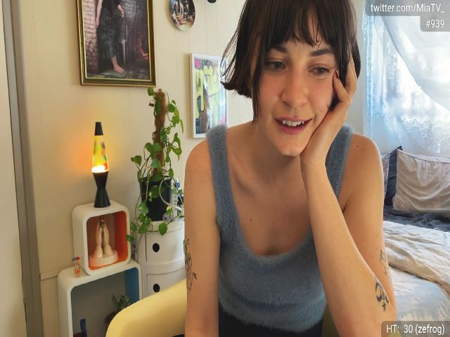 Live sex webcam photo for miatv #259732600