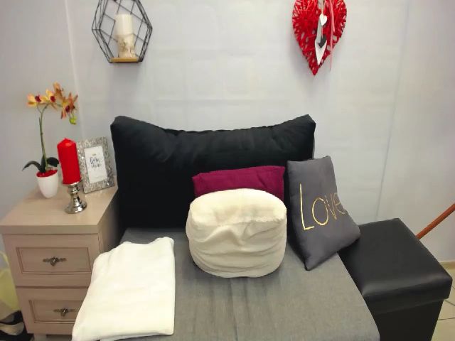 Live sex webcam photo for LaylaFantasy #264953933