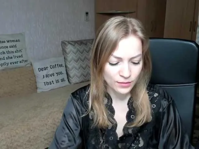 Live sex webcam photo for CherishSia #241734145