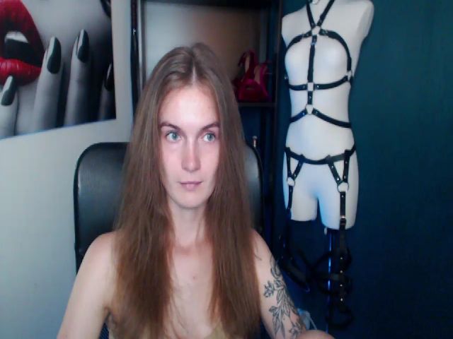 Live sex webcam photo for Chloex_Xx #253811554