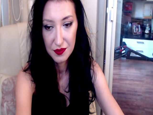 Live sex webcam photo for MistressNadia #263581223