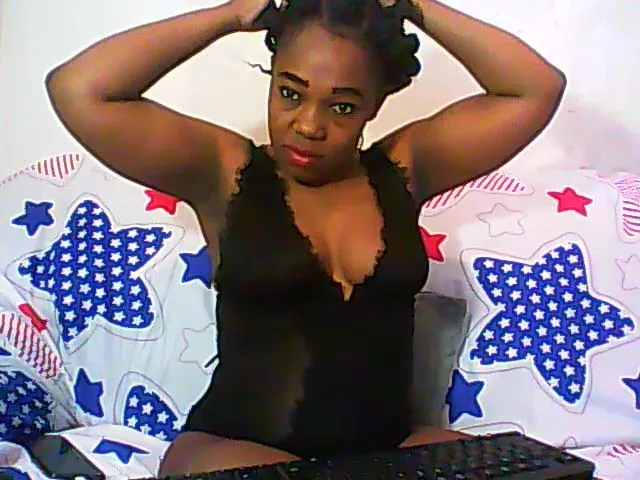 Live sex webcam photo for AfriPrincess #262972916
