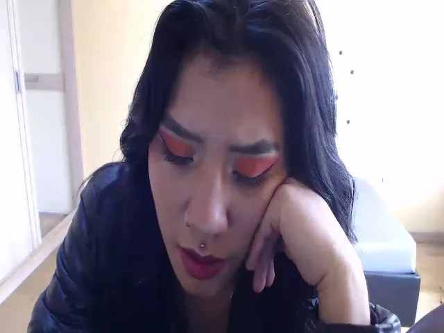 Live sex webcam photo for Emmaafox #253771298