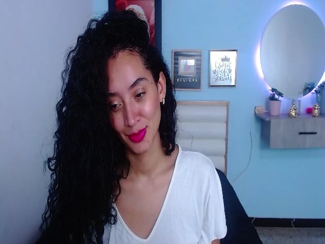 Live sex webcam photo for Jade_lee88 #255919604