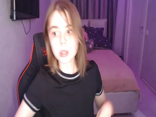 Live sex webcam photo for TriplePrinces #264449155