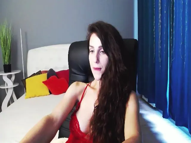 Live sex webcam photo for VictoriaJamy #253778848