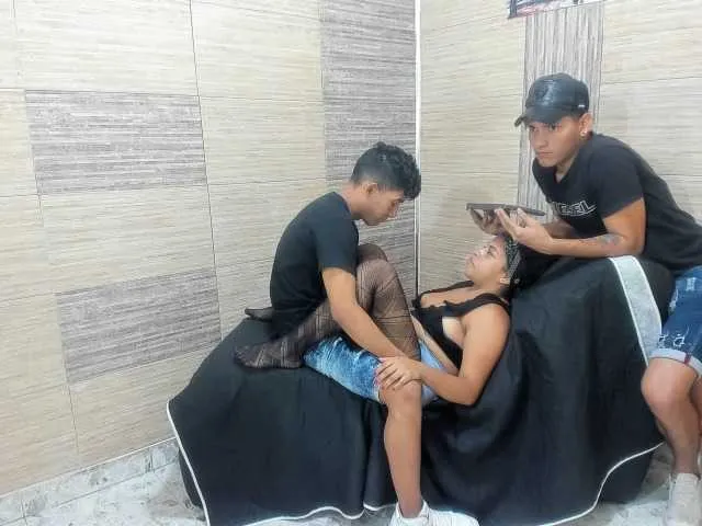 Live sex webcam photo for bdsmparty2 #245512166