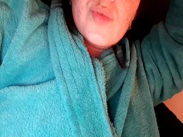 Live sex webcam photo for ChristaRi #256393915