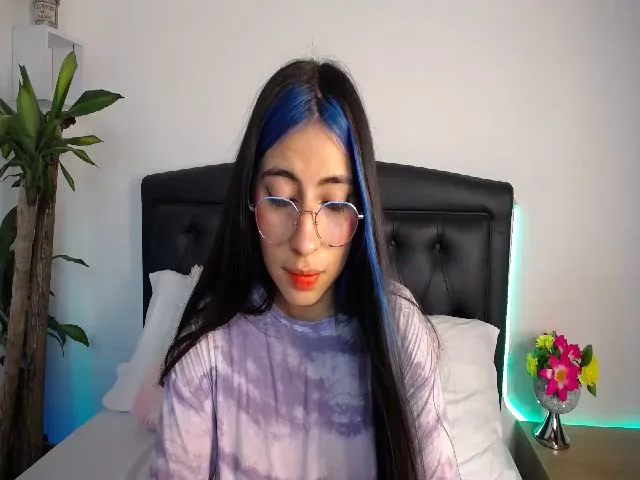 Live sex webcam photo for Mairerf #253534221