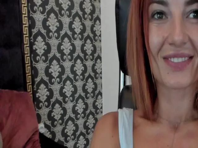 Live sex webcam photo for Redkendra #262928174