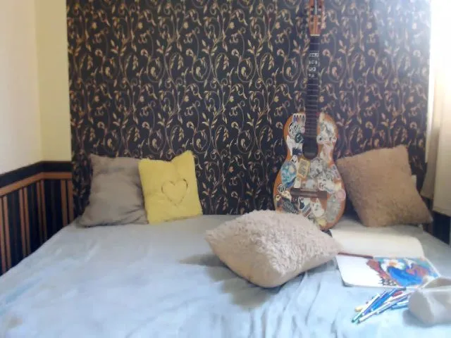 Live sex webcam photo for Balencia_x #256793545