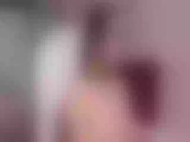 Live sex webcam photo for Sun_kissed1 #262573020