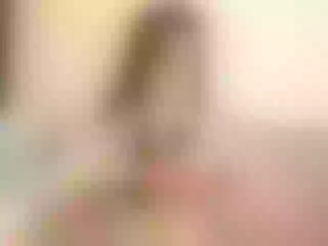 Live sex webcam photo for AmelieBrunel #253378233