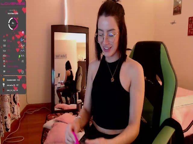 Live sex webcam photo for Kinky_Joy #262796372