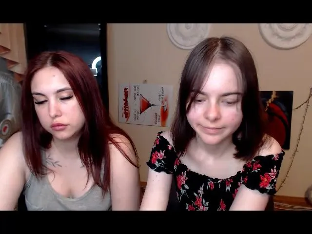 Live sex webcam photo for BeautiAmber #258034306