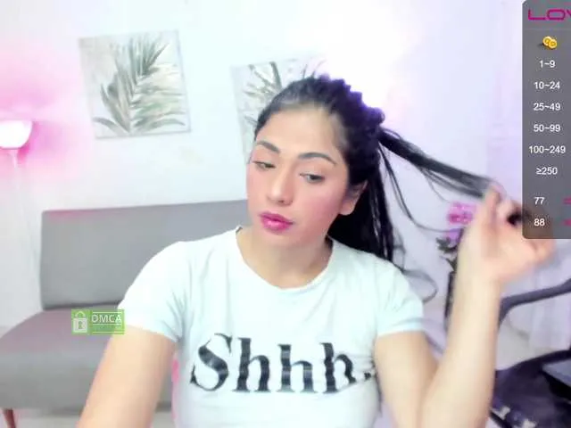 Live sex webcam photo for Sammy-18 #241188497