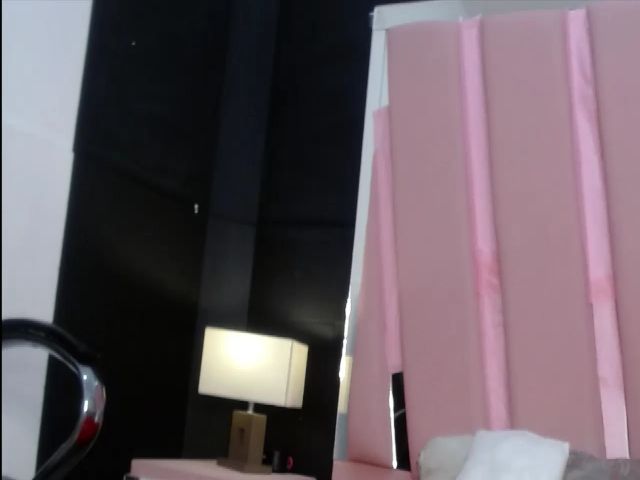 Live sex webcam photo for avriljhonson #253631278