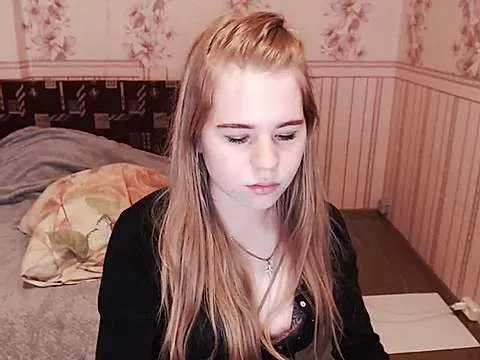 Live sex webcam photo for EvaJonne #245066199