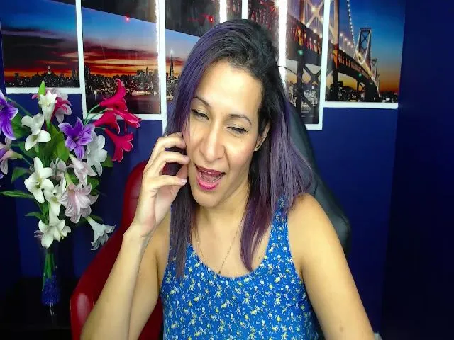Live sex webcam photo for Infernalsexx #263916930
