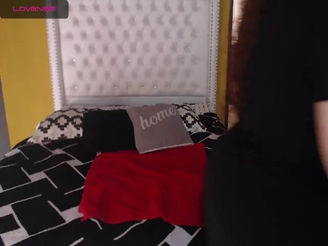 Live sex webcam photo for Mistik_redd #256861019