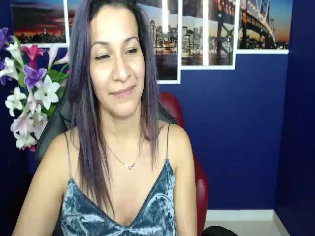 Live sex webcam photo for Infernalsexx #252721664
