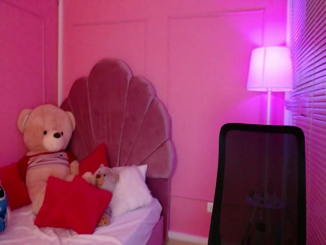 Live sex webcam photo for Diane_sinn #252625499