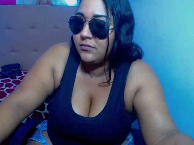 Live sex webcam photo for Themistress #253009600
