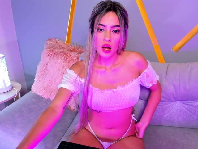 Live sex webcam photo for MayaRivera #241438837