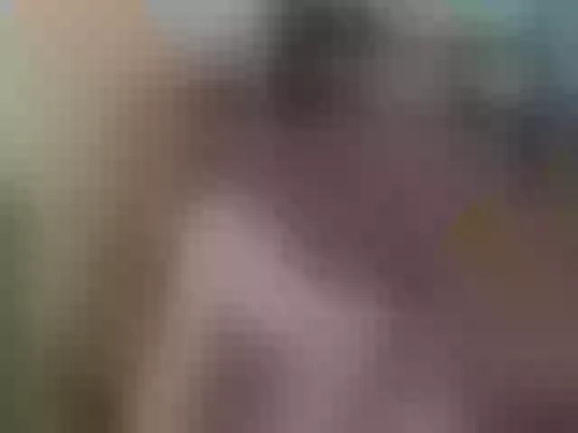 Live sex webcam photo for Evocative1 #254039216