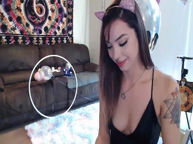 Live sex webcam photo for JaylaBliss #255512598