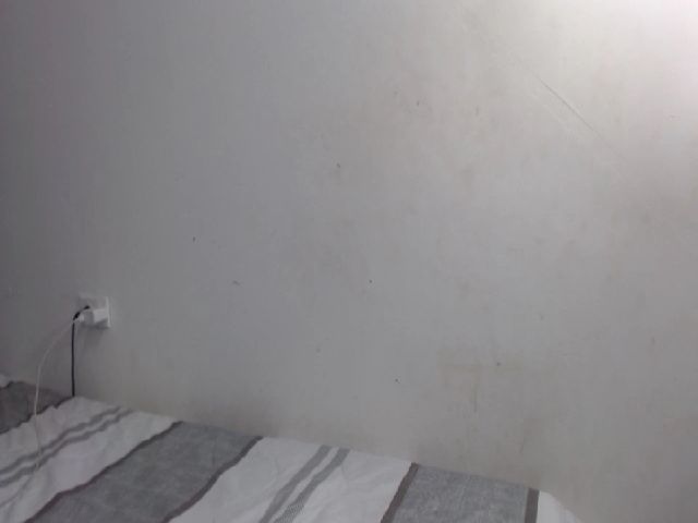 Live sex webcam photo for Andrea_greey #259662772