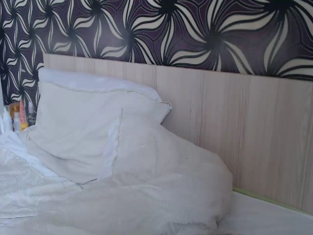 Live sex webcam photo for MilenaDivine #255908037