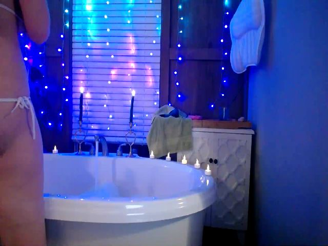 Live sex webcam photo for lil_purrmaid #259706360