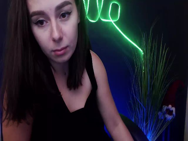 Live sex webcam photo for DinaD #263765197