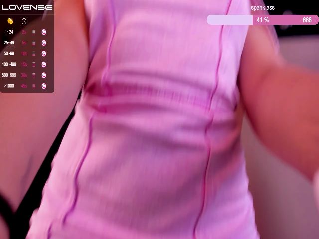 Live sex webcam photo for LuciDangelo #257472930