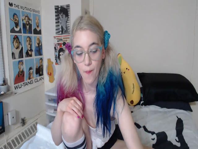 Live sex webcam photo for AnnaTame #258387165