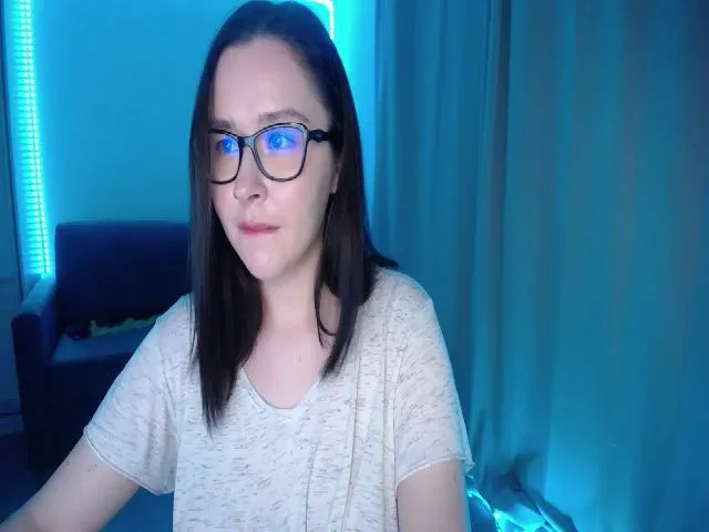 Live sex webcam photo for WowLisa #255185726