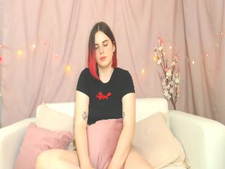 Live sex webcam photo for Miss_Lizzy_ #251737065