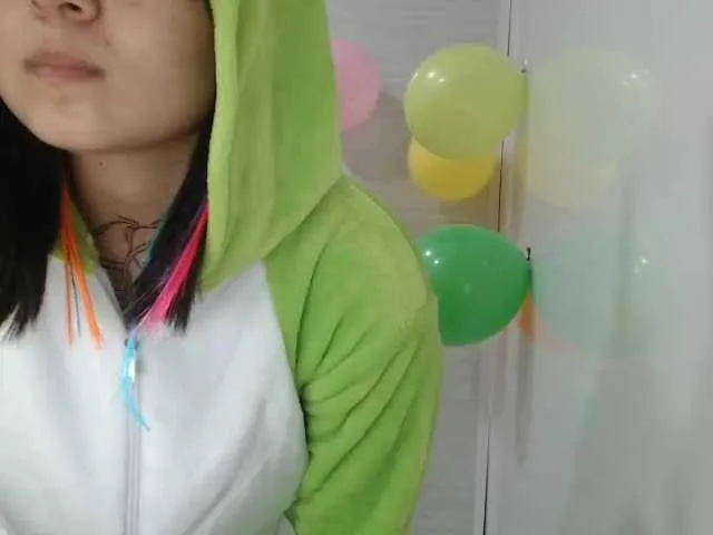 Live sex webcam photo for orianasabatil #240899114