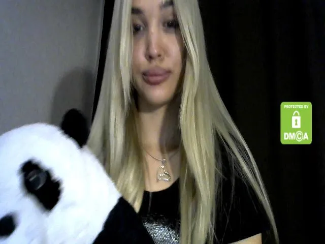 Live sex webcam photo for MyyDream #258275674