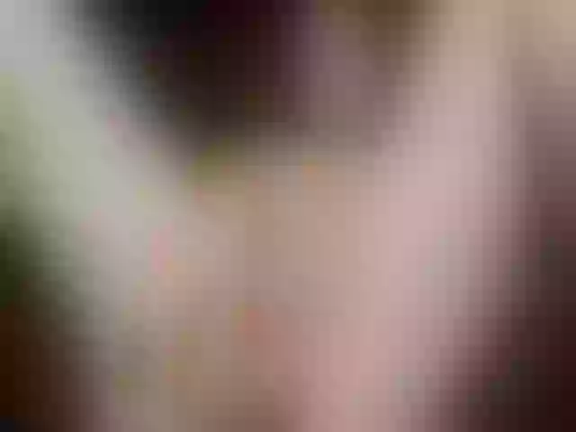 Live sex webcam photo for JenniferLuvv #255618233