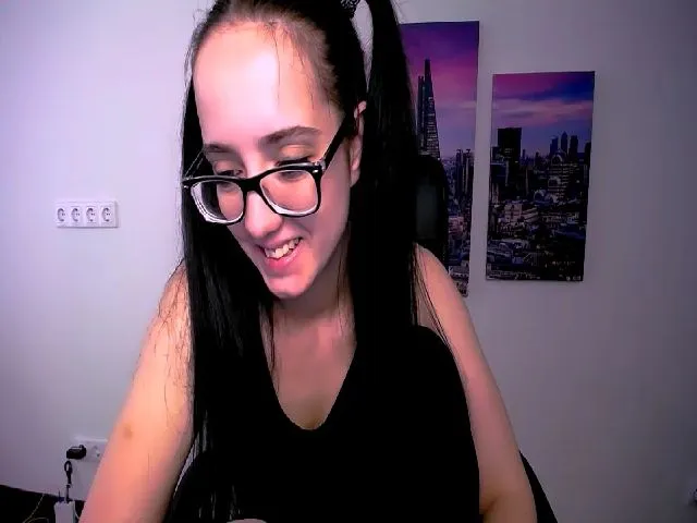 Live sex webcam photo for RebekaJo #263545211