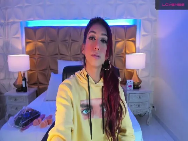 Live sex webcam photo for CandyLaw_ #262097305