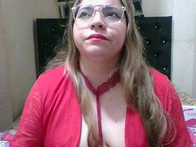 Live sex webcam photo for Victoriamor #241120152